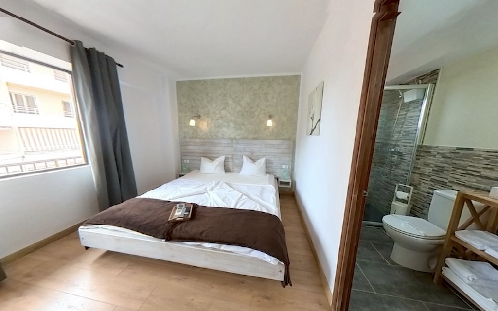 Lounge-Zimmer Bett Raum 1
